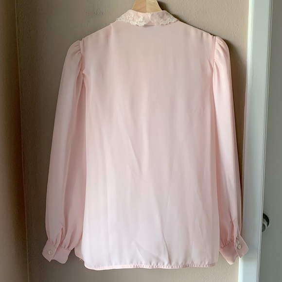 Vintage NILANI Pale Pink Lacr Trim Sheer Blouse - Picture 7 of 7